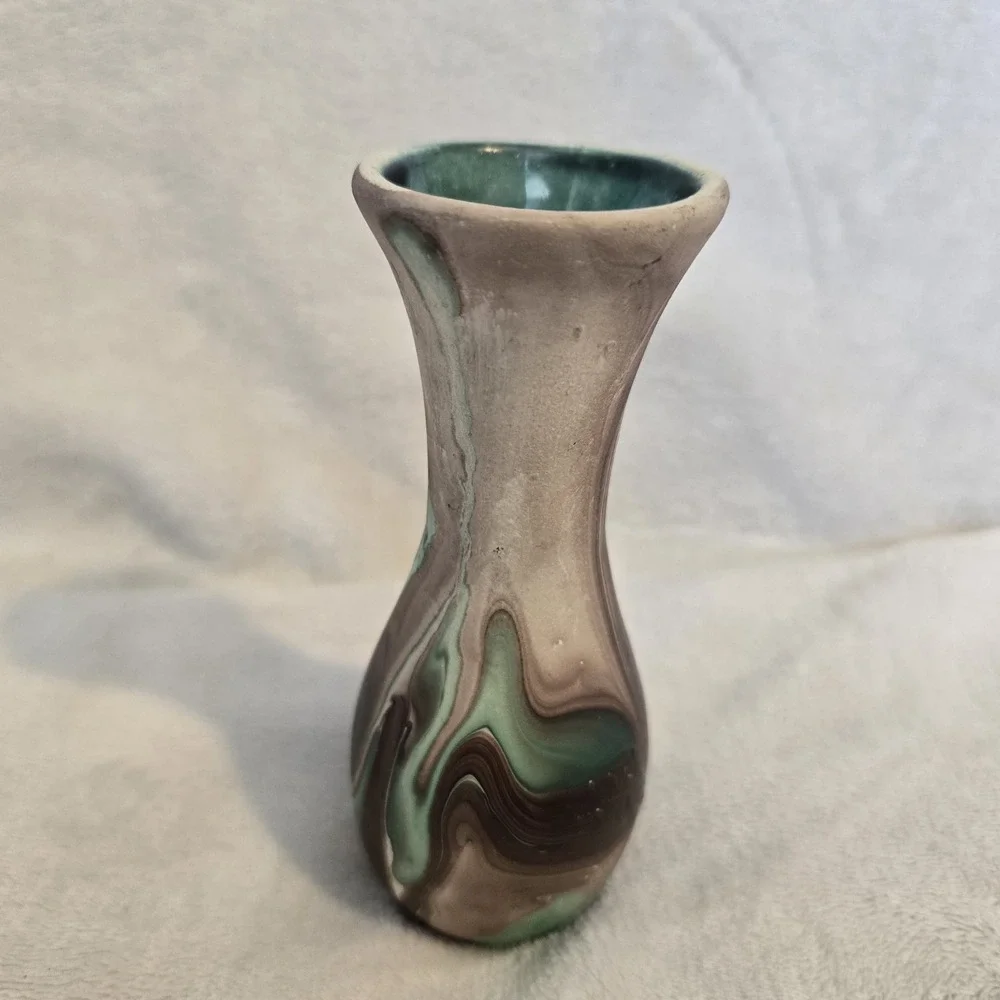 Nemadji Pottery Bud Vase 4.5